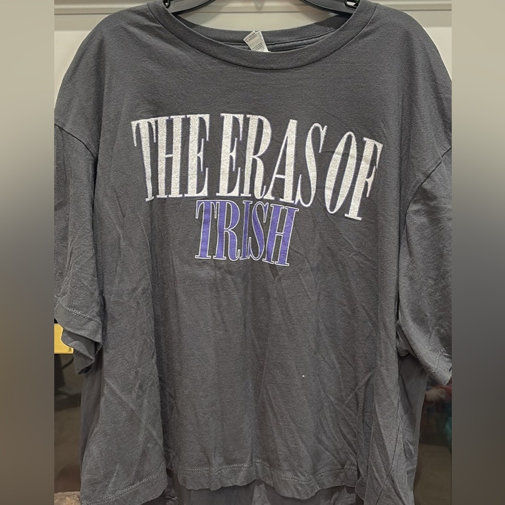Gray Graphic Tee - Short Sleeve
